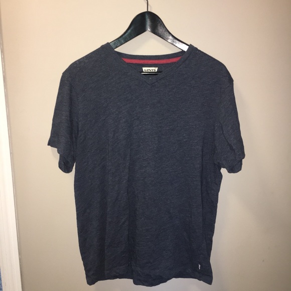 v neck levi's t shirt